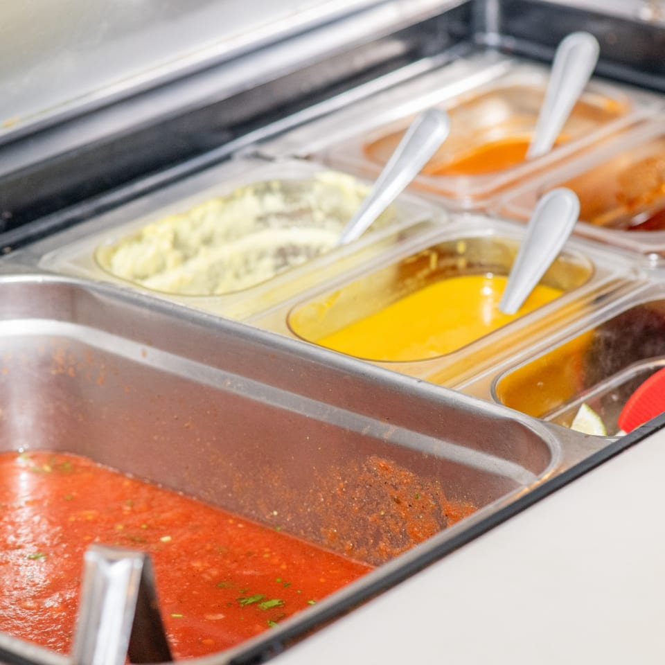  Catering